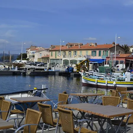 게스트하우스 Chambrestudio Bord De Mer, Piscine 4*