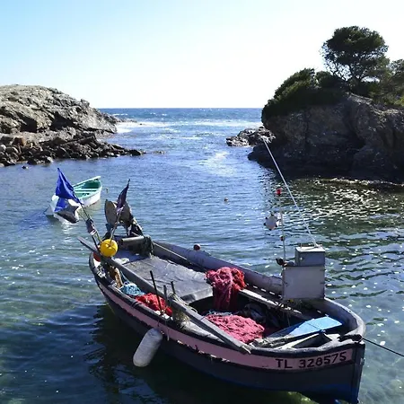 Chambrestudio Bord De Mer, Piscine 게스트하우스 4*